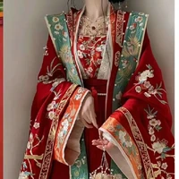 Thục Quyên(vợ cả)