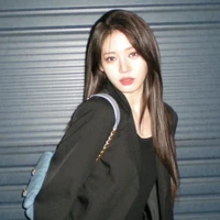 Lee Dain(cô)