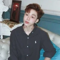 tác giả xinh gái 