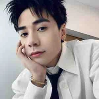 Quang Hùng 