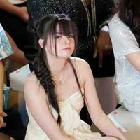 Becky Rebecca Patricia Armstrong (Nàng)