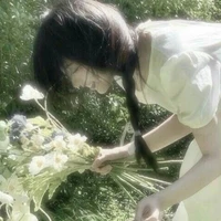 Tuệ Nhi ( bạn thân Y/n)