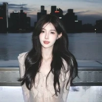 Bạch Kim Hoàng Thùy Trang-dolringlee