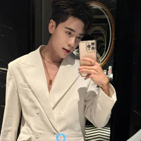 Quang Hùng (phone)
