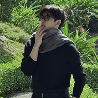 Huỳnh hùng ( Gem)