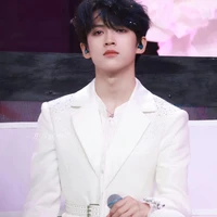 Trần Thiên Nhuận_Gã