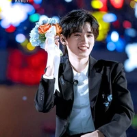 Tống Á Hiên 🐬