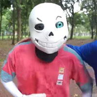 Cyan sans