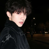 Hoàng Minh Triệu Vỹ