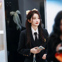 Châu Thi Vũ_chị