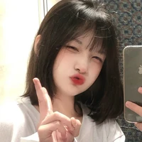 mẹ Ly còn trẻ