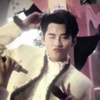 Huỳnh Hoàng Hùng ( gem , gấu)