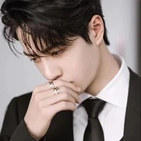 vương nhất bác daddy