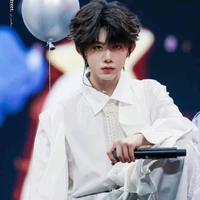 TRẦN DỊCH HẰNG