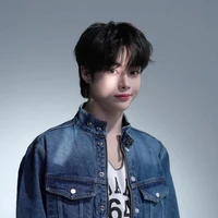 Oh Hanbin (Ngô Ngọc Hưng)