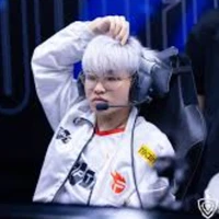 Phạm Nhật Hào (FL Bé Trọc)