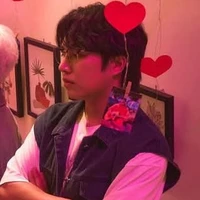 thế vịnh
thế vinh？？？