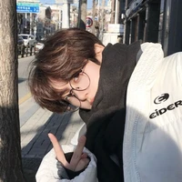 Hoàng Mạnh đăng