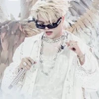 Rhyder/hắn/