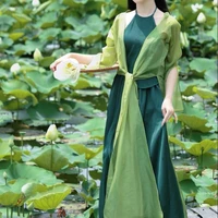 Trần Lệ Hằng ( chị cả)