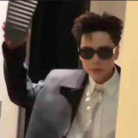all top ( trừ ai thì trừ)