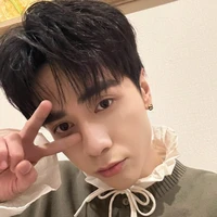 Quang Hùng MasterD(Hùng đêy:)