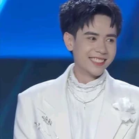 Quang Hùng