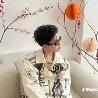 Hoàng đức duy