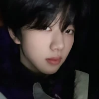 Trương Hàm Thụy.