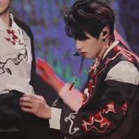 Chu Chí Hâm _ Hắn