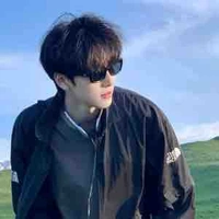 Tuấn Anh (bạn thân nam9)