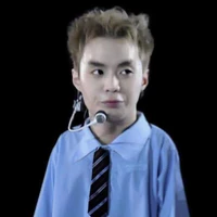 Nhỏ này tùm lum tùm la