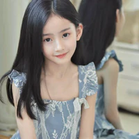 Thi Yên ( hồi nhỏ )