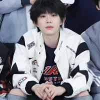 Trần Dịch Hằng(anh)