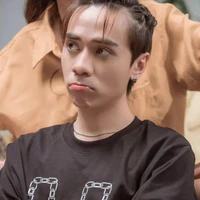 T/g Lee Tổng đayy