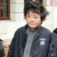 Trần Dịch Hằng : 3tuổi