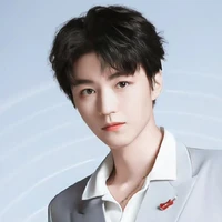 VƯƠNG TUẤN KHẢI 