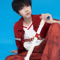 Nhiếp Vĩ Thần 2011(F4)