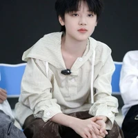 Ngụy Tử Thần 2011(F4)