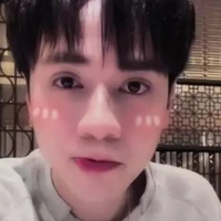 quang hùng(phone )[ O ]