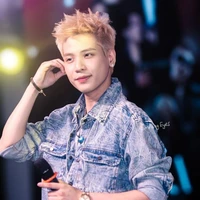 Quân Ap -hoàng tử-