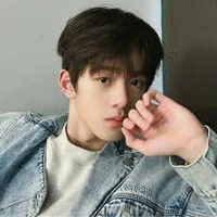 Quần Tuấn Thần/anh