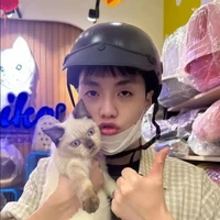 con nhỏ này bị khùm