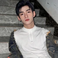 Huỳnh Hoàng Hùng ( Hùng Huỳnh )