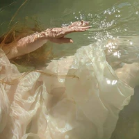 Tác giả thú dị :))