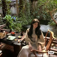 Từ Anh Thư (mẹ nu9)