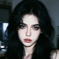 Hannah Marie Schmidt_@han.ipial