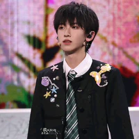 Tả Kỳ Hàm_Cậu