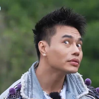 T/g ngáo ngơ