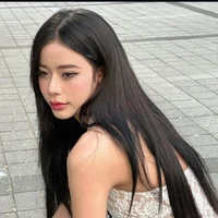 Hoàng Diệp Anh ( Bank)